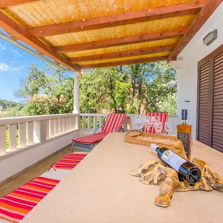 بيت للعطل House Anima